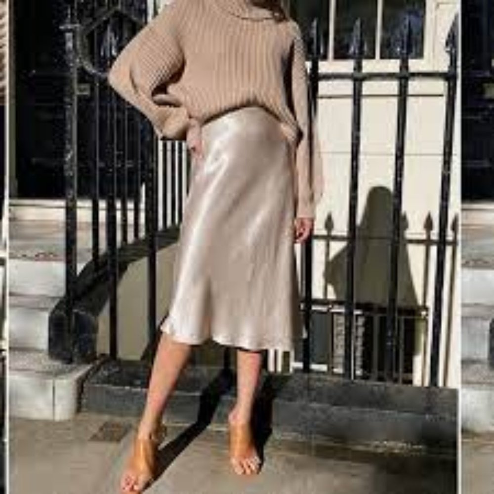 ARITZIA Slip Satin Midi Skirt